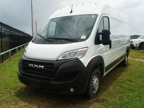 Used 2024 RAM ProMaster 2500 w/ Convenience Group FWD image 1