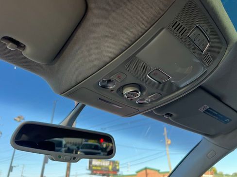 Used 2016 Audi Q5 2.0T Premium Plus w/ Technology Package image 40