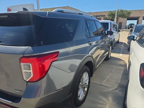 Used 2023 Ford Explorer Limited w/ Hybrid Equipment Group 310A AWD/4WD image 7