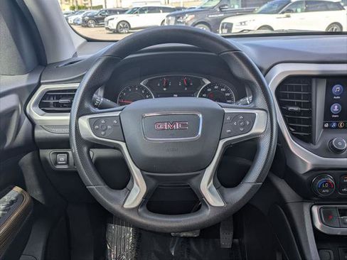 Used 2022 GMC Acadia SLE w/ Driver Convenience Package image 13