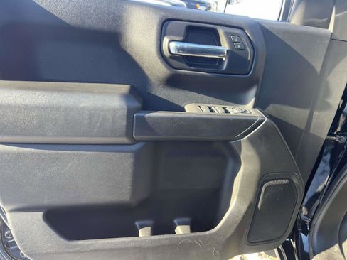 Used 2020 Chevrolet Silverado 1500 Custom Trail Boss w/ Custom Convenience Package image 13