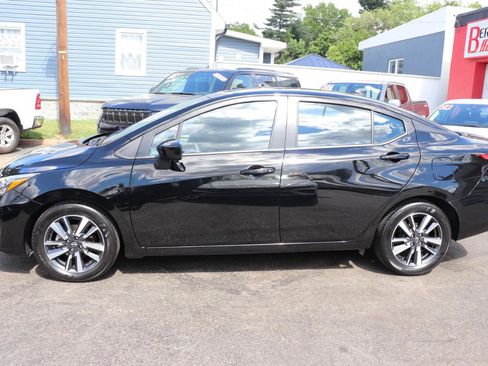 Used 2025 Nissan Versa SV FWD image 2