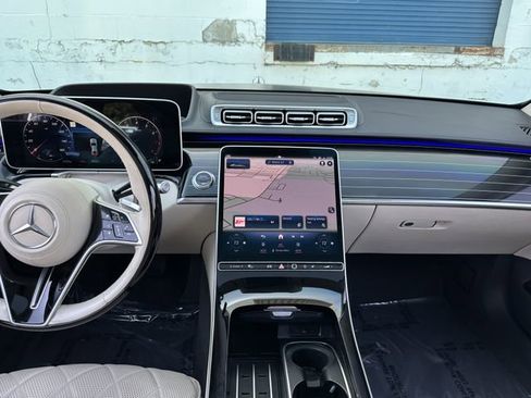 Used 2021 Mercedes-Benz S 580 S 580 image 16