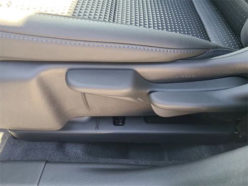 New 2026 Chevrolet Trax LT image 17