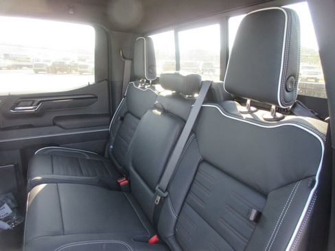 New 2026 GMC Sierra 1500 AT4X AWD/4WD image 16