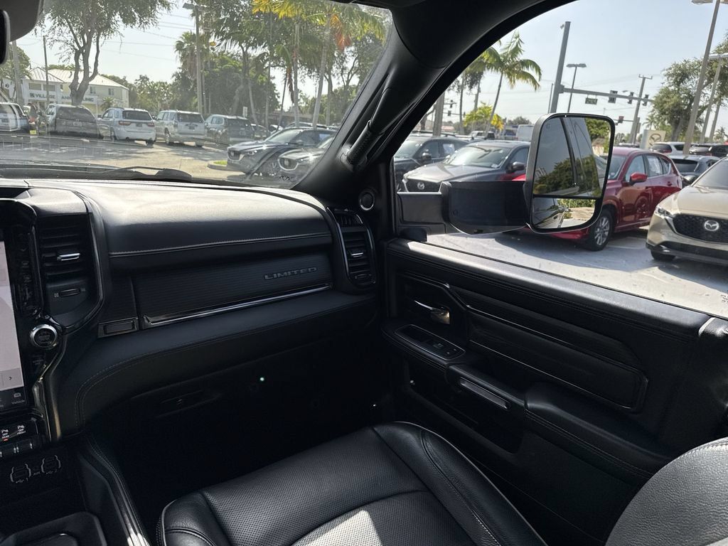Used 2022 RAM 2500 Limited AWD/4WD image 15
