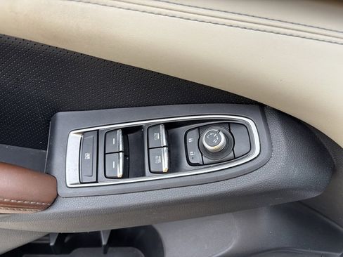 Used 2019 Subaru Ascent Touring w/ Popular Package #2 image 20