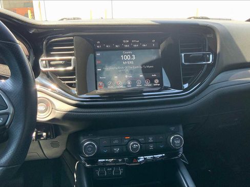 Used 2023 Dodge Durango SXT Launch Edition image 12