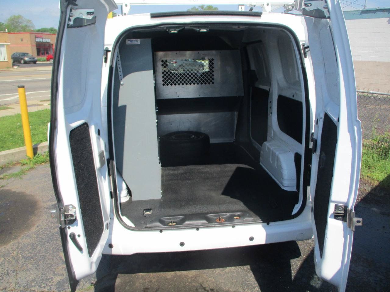 Used 2018 Nissan NV200 SV w/ Navigation Package FWD image 5