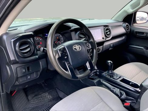 Used 2020 Toyota Tacoma SR AWD/4WD image 17