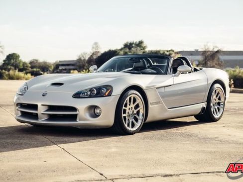 Used 2003 Dodge Viper SRT-10 image 43