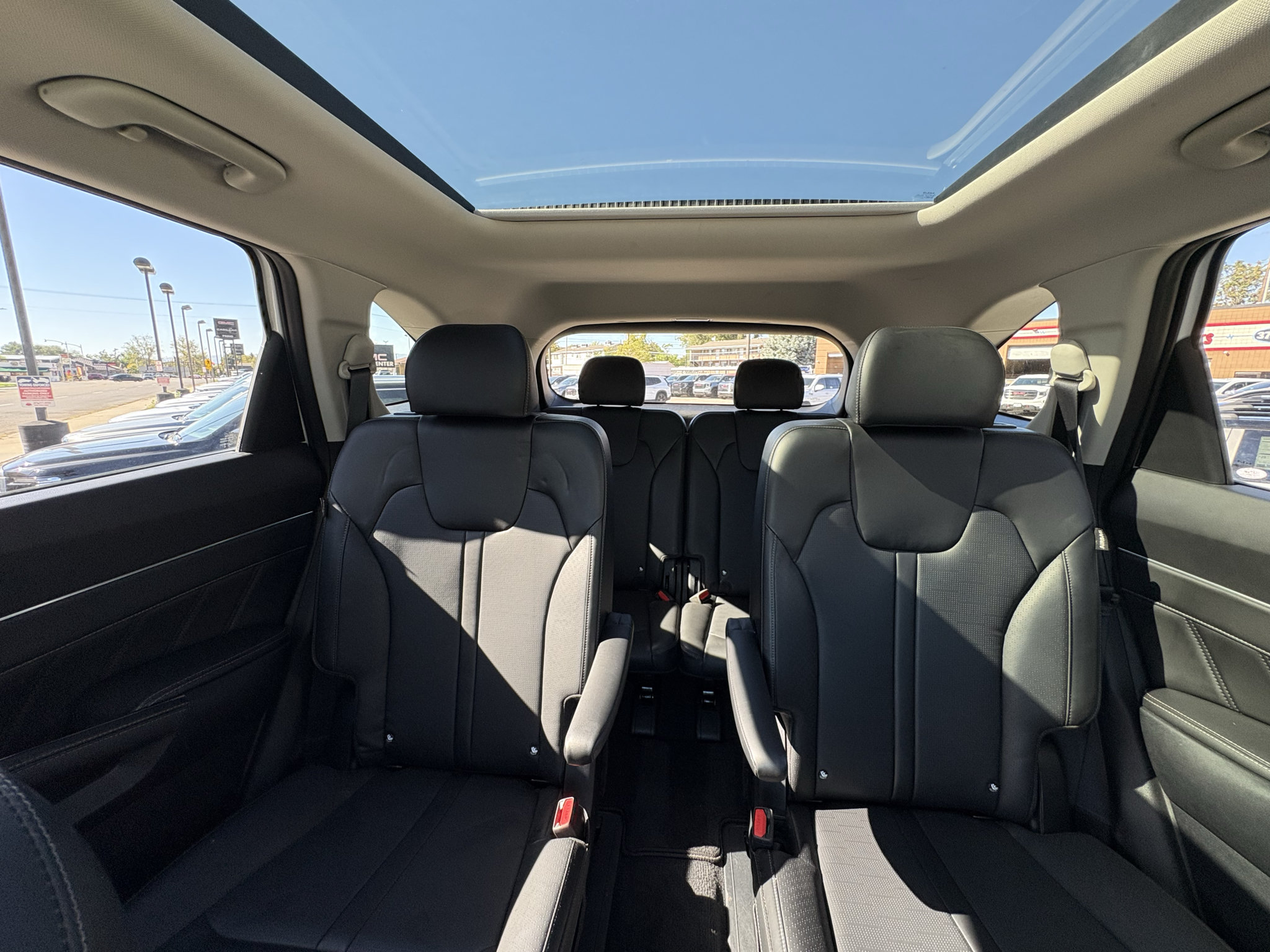 Used 2024 Kia Sorento SX AWD/4WD image 34
