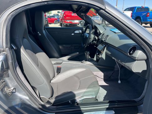 Used 2006 Porsche Boxster RWD image 18