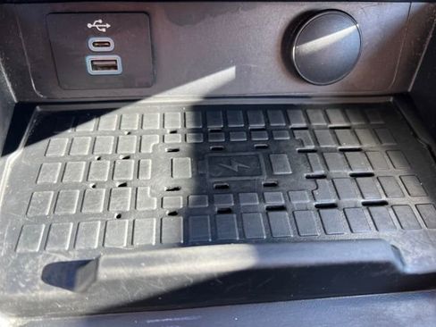 Used 2024 Ford Mustang Premium image 23