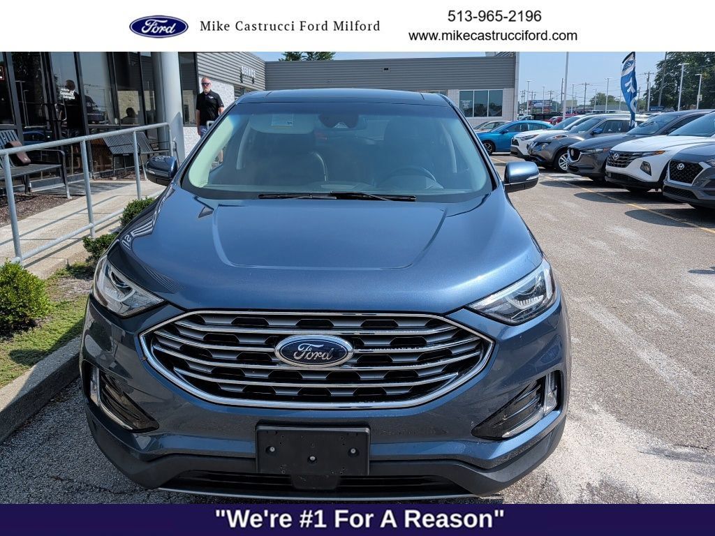 Used 2019 Ford Edge SEL w/ Equipment Group 201A AWD/4WD image 2