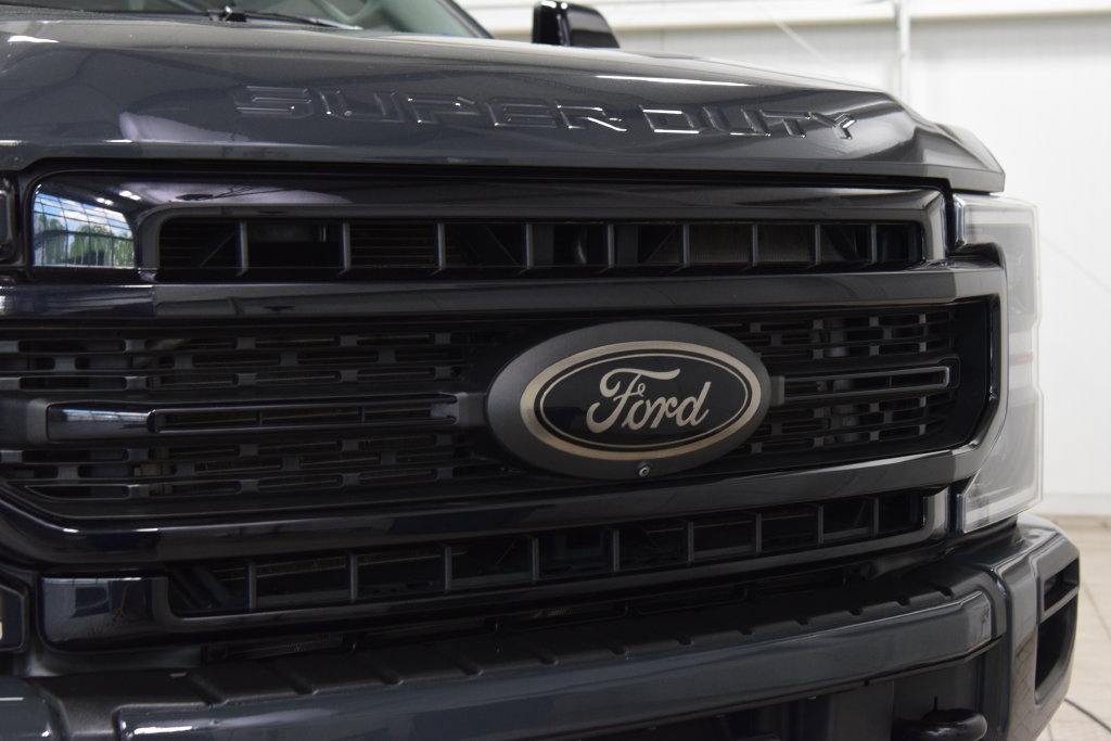Used 2021 Ford F250 4x4 Crew Cab Super Duty image 10