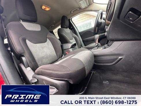 Used 2014 Jeep Cherokee Latitude image 17