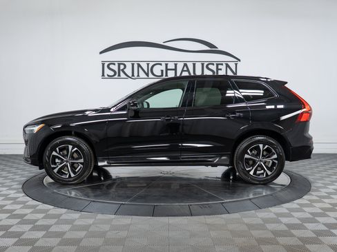 New 2026 Volvo XC60 B5 Core AWD/4WD image 8