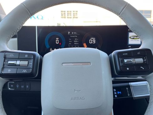 Used 2025 Hyundai Santa Fe SEL image 30