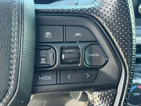 Used 2024 Toyota Tacoma SR AWD/4WD image 18
