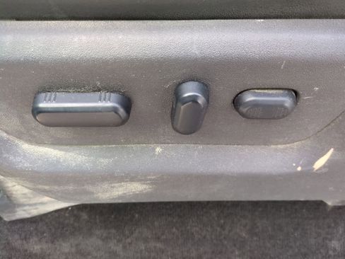 Used 2011 Ford F250 Lariat w/ Lariat Ultimate Pkg image 17