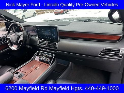 Used 2024 Lincoln Navigator L 4WD image 13