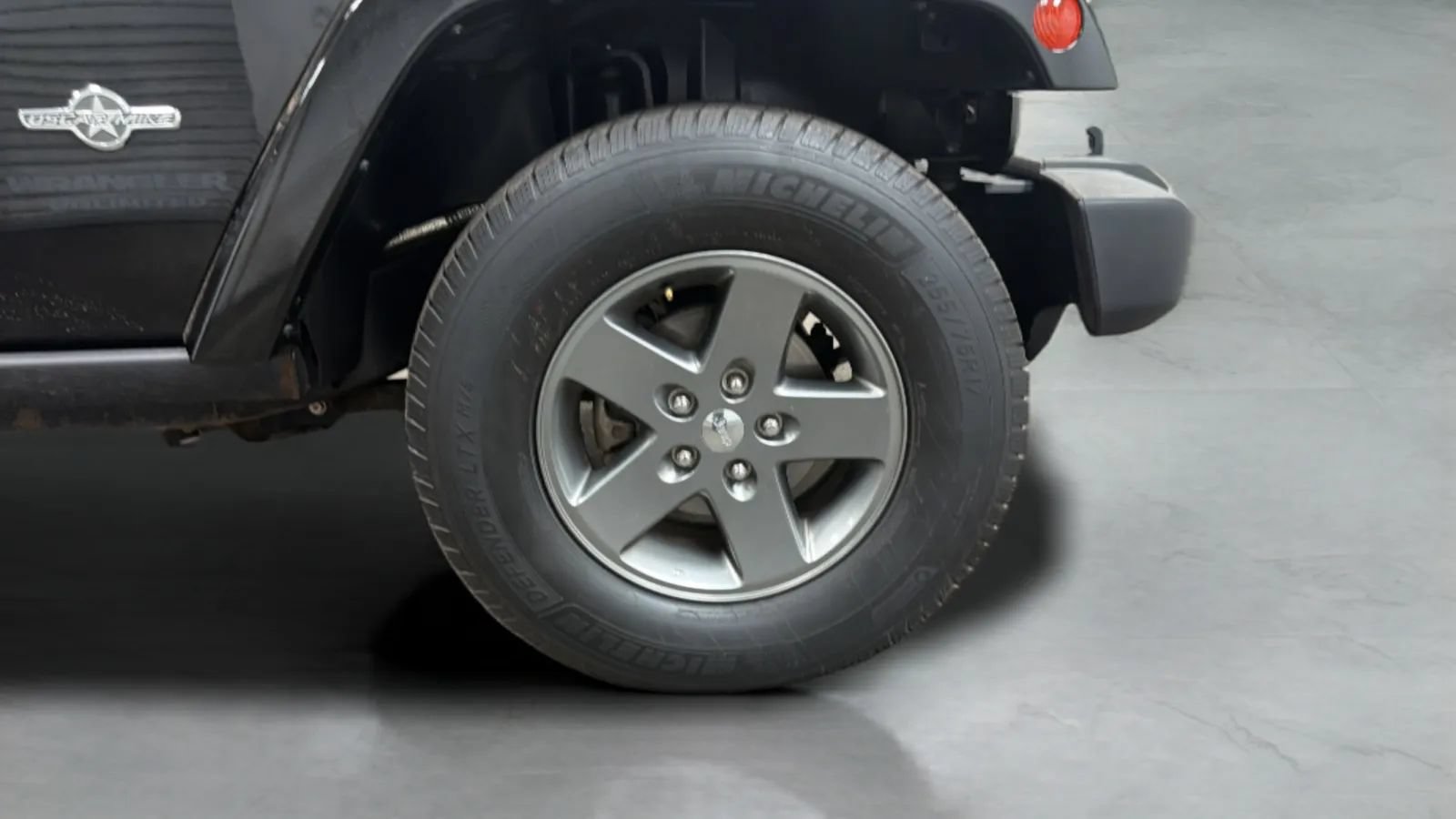 Used 2015 Jeep Wrangler Unlimited Sport AWD/4WD image 24
