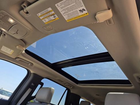 Used 2020 Ford Expedition Max XLT w/ Equipment Group 202A image 20