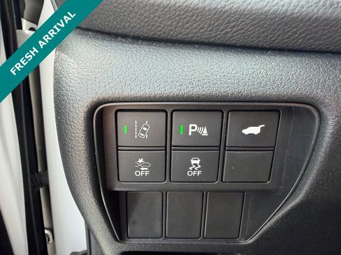 Used 2020 Honda CR-V Touring image 10