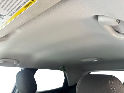 Used 2023 Chevrolet TrailBlazer LT w/ Convenience Package image 71