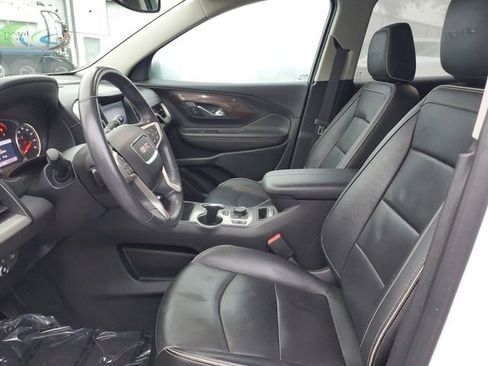 Used 2019 GMC Terrain Denali w/ Advanced Safety Package image 18