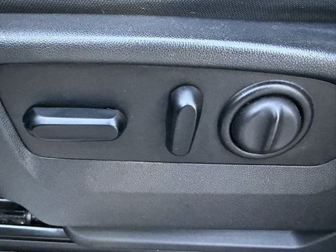 Used 2021 GMC Sierra 3500 SLE w/ SLE Convenience Package image 30