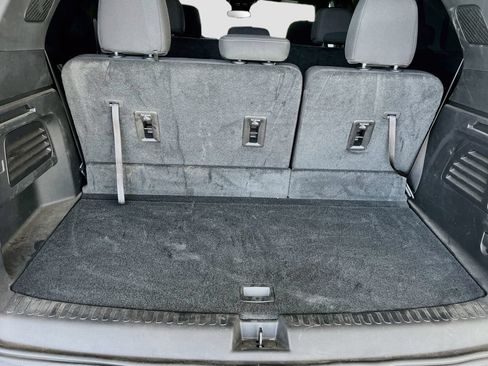 Used 2026 Chevrolet Traverse LT FWD image 26