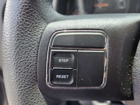 Used 2016 Jeep Compass Sport FWD image 22