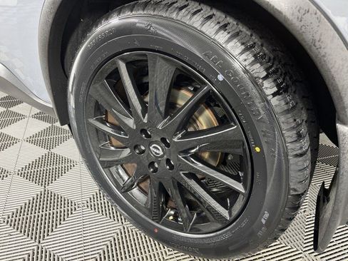 Used 2023 Nissan Murano SV w/ SV Midnight Edition Package FWD image 11