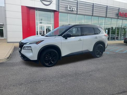 Certified 2023 Nissan Rogue SV w/ SV Premium B Package AWD/4WD image 7