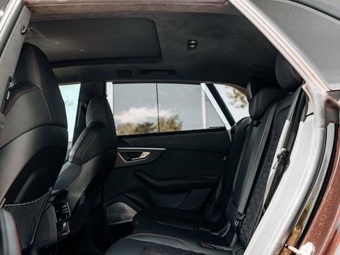 Used 2023 Audi RS Q8 w/ Black Optic Package image 39