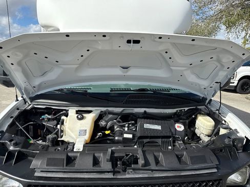 Used 2017 Chevrolet Express 3500 Work Van image 24