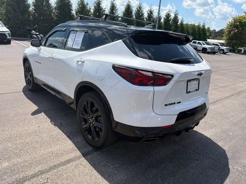 Certified 2022 Chevrolet Blazer RS w/ Enhanced Convenience Package AWD/4WD image 3