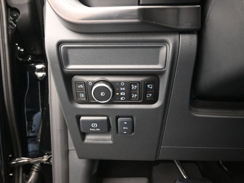 Used 2025 Ford F150 Platinum w/ Equipment Group 702A High AWD/4WD image 14