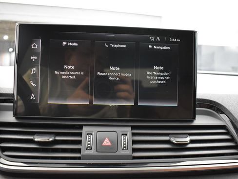 Used 2024 Audi Q5 2.0T Premium Plus AWD/4WD image 9