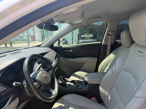 Used 2019 Cadillac XT4 Premium Luxury w/ Driver Awareness Package FWD image 12