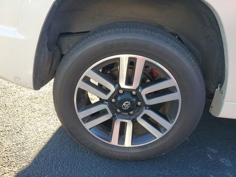 Used 2023 Toyota 4Runner Limited image 6