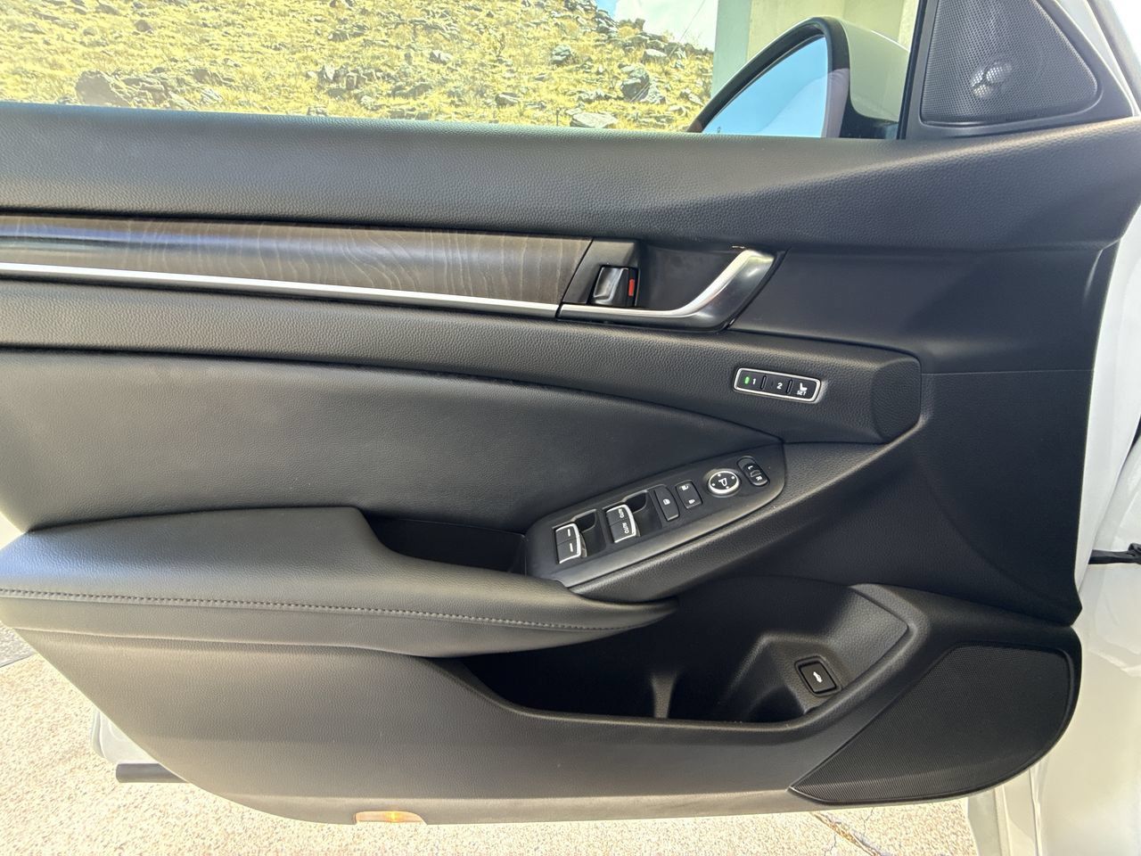 Used 2021 Honda Accord Touring image 23