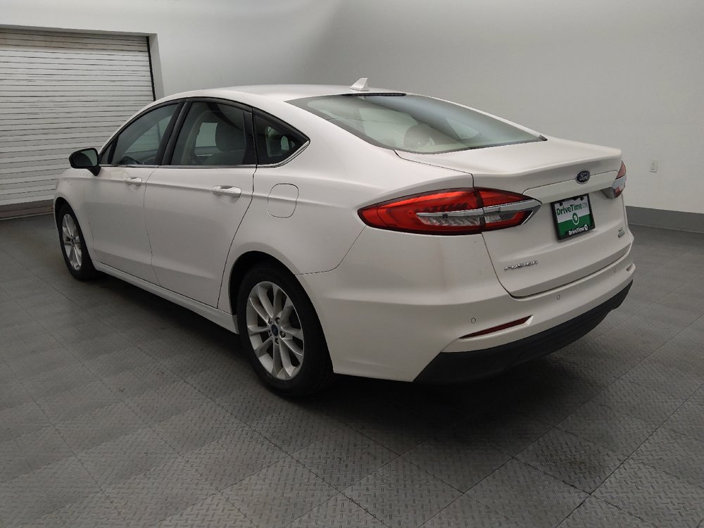 Used 2019 Ford Fusion SE FWD image 5