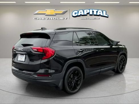 Used 2020 GMC Terrain SLE w/ Driver Convenience Package FWD image 5