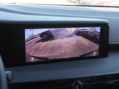 Used 2025 Nissan Murano SV image 16