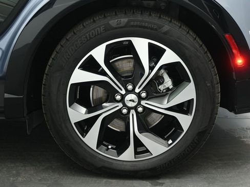 Certified 2022 Ford Mustang Mach-E Premium image 23