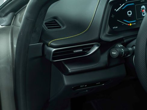 New 2026 Lotus Emira SE image 25