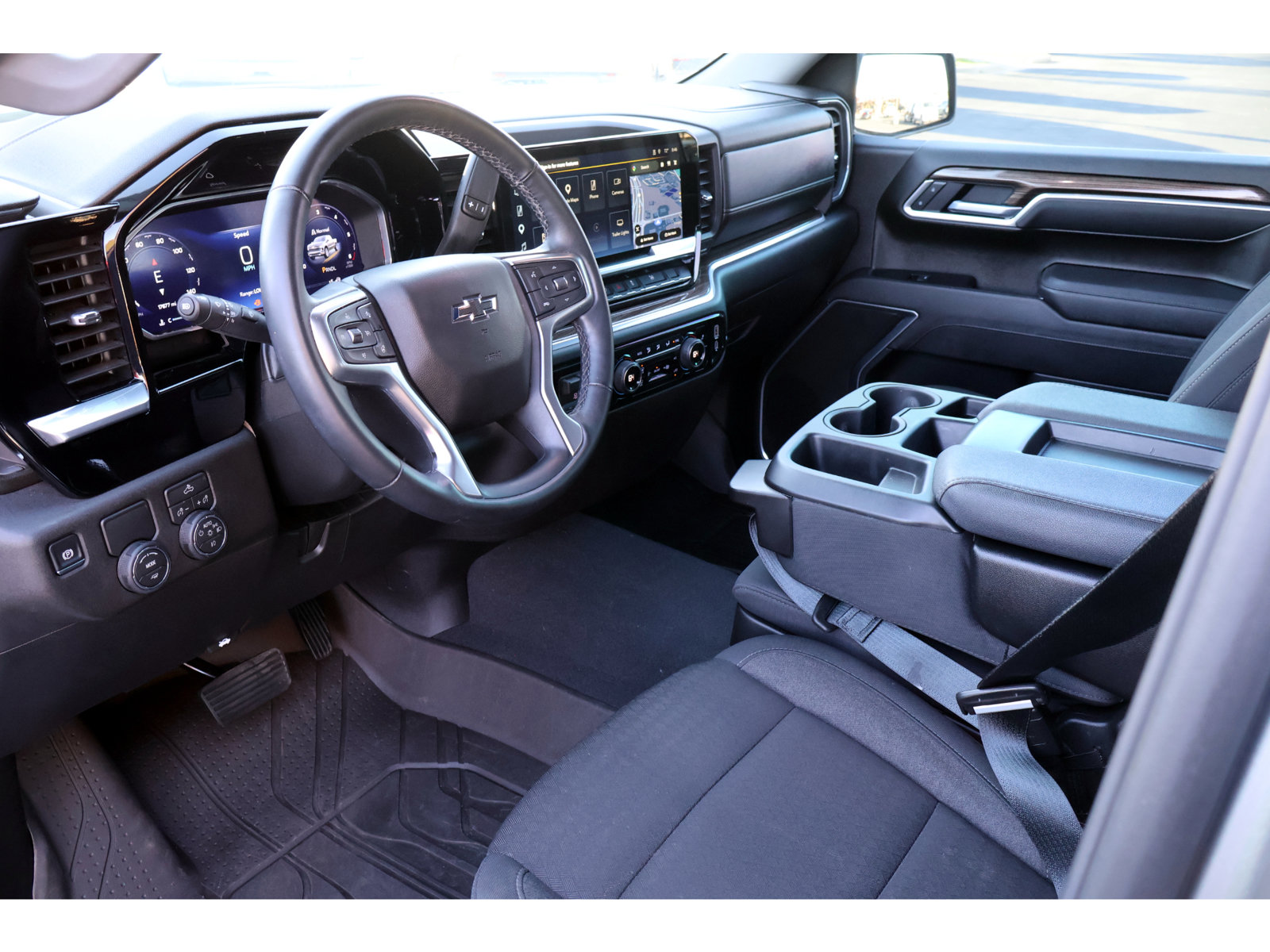 Used 2026 Chevrolet Silverado 1500 RST w/ RST Select Package RWD image 3